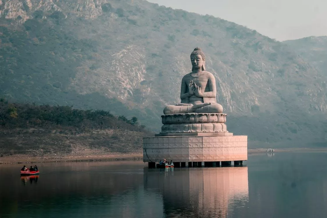 Buddhist Pilgrimage Tour